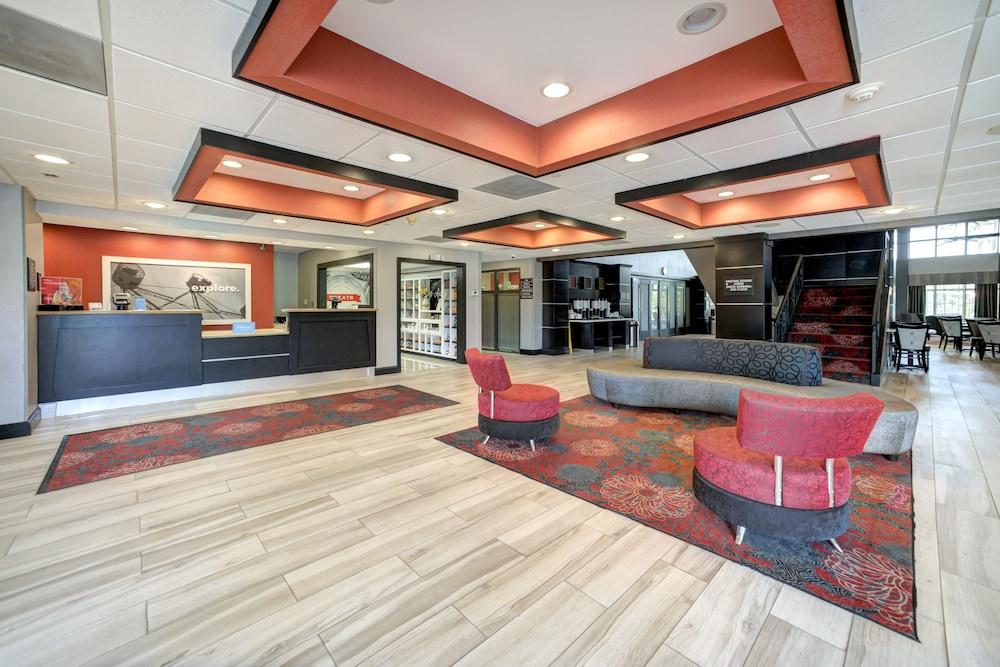 Hampton Inn And Suites Houston Clear Lake Nasa Webster Exterior photo