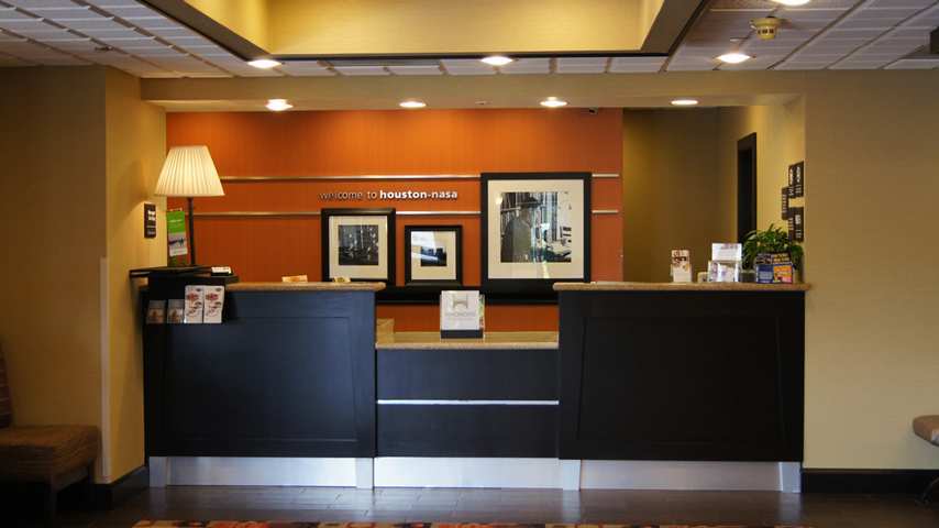Hampton Inn And Suites Houston Clear Lake Nasa Webster Exterior photo