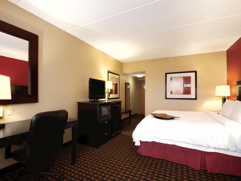 Hampton Inn And Suites Houston Clear Lake Nasa Webster Exterior photo